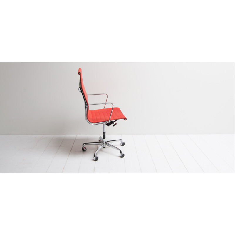 Eames chair EA119 by Charles and Ray Eames - 1950s
