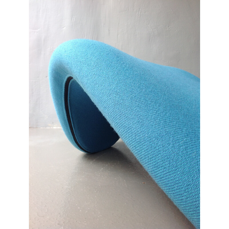 Blue turquoise "Tongue" armchair, Pierre PAULIN - 1970s