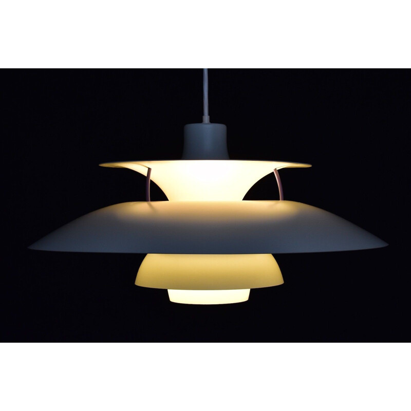 Vintage White PH5 pendant lamp by Poul Henningsen for Louis Poulsen - 1950s