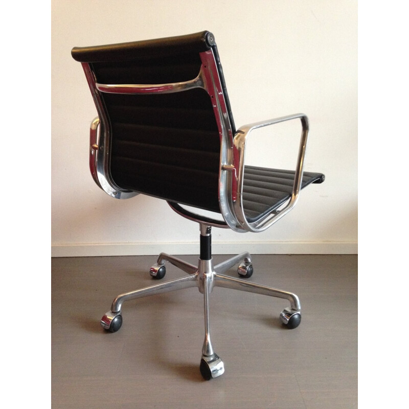 Vintage EA108 Chair by Charles & Ray Eames for ICF - 1970s