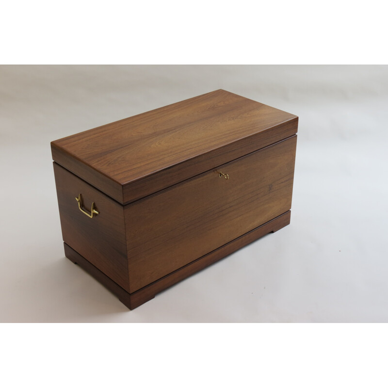 Danish blanket box in rosewood by Kaj Winding - 1960s