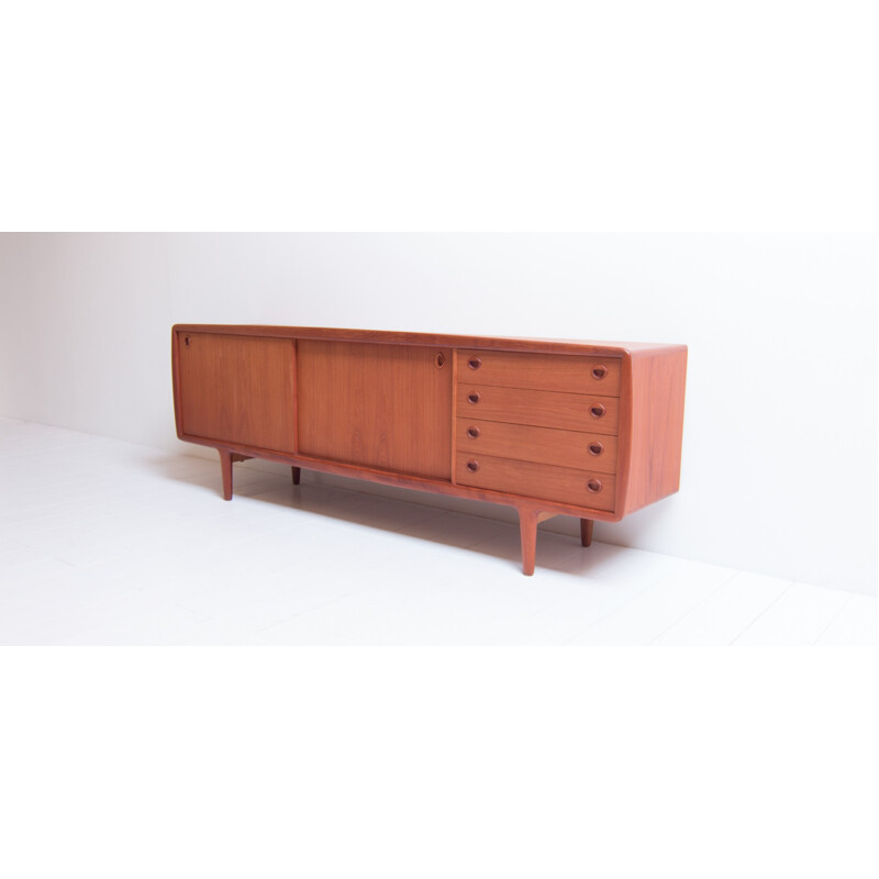 Vintage sideboard in teak by H.P. Hansen Møbelindustri - 1960s