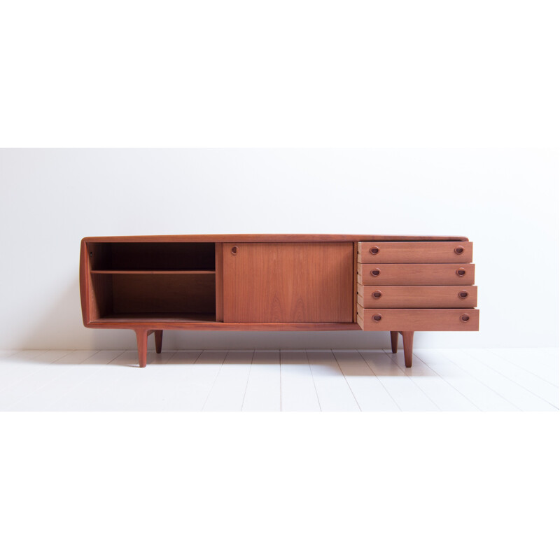 Vintage sideboard in teak by H.P. Hansen Møbelindustri - 1960s