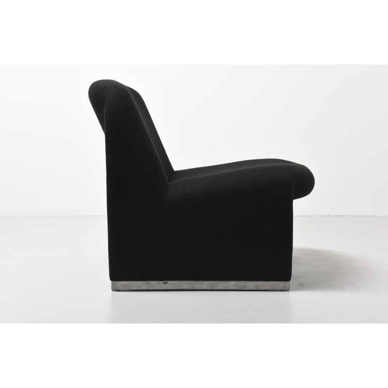 Fauteuil vintage noir lounge "Alky" par Giancarlo Piretti pour Castelli - 1970