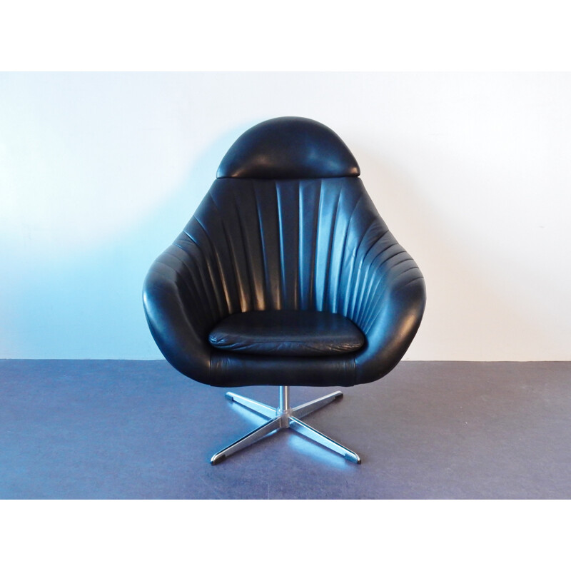 Black leather vintage lounge chair - 1970s 