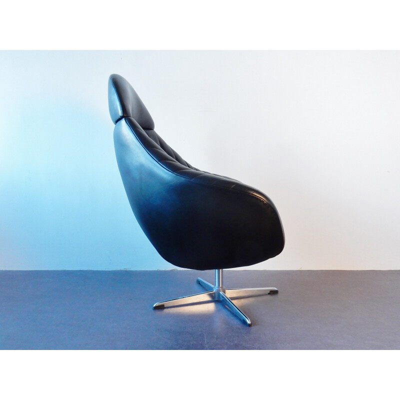Black leather vintage lounge chair - 1970s 