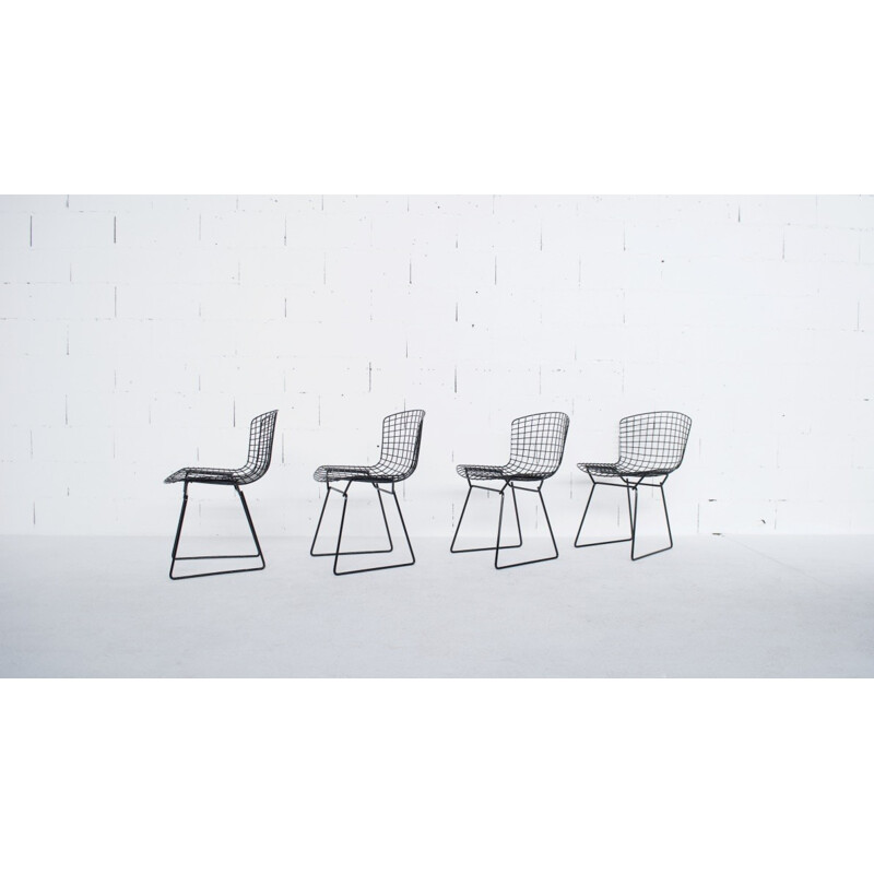 Suite de quatre chaises vintage d'Harry Bertoia pour Knoll - 1970