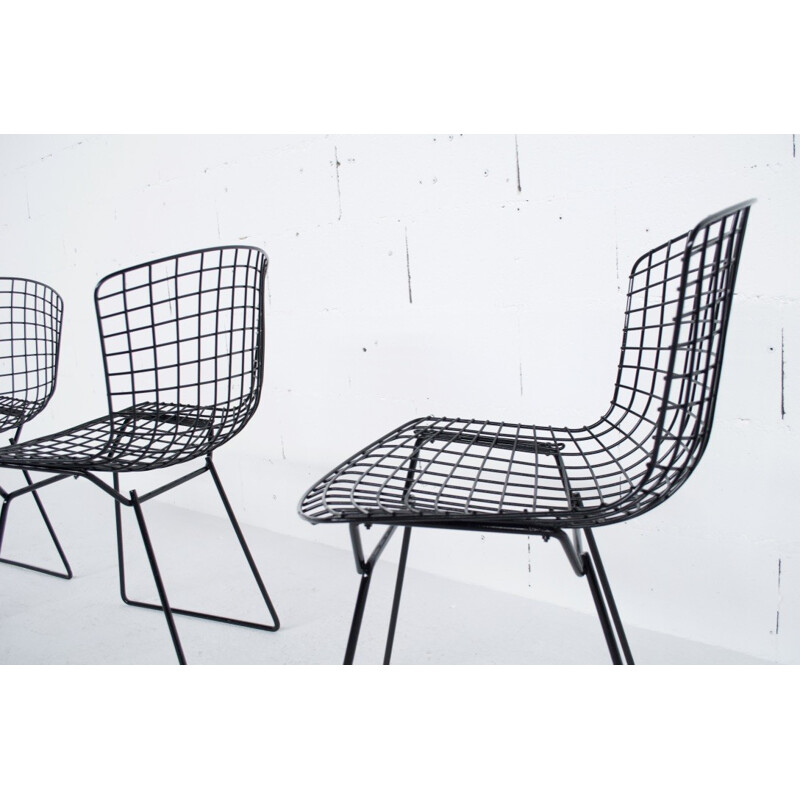 Set of four vintage chairs by Harry Bertoia for Knoll - 1970s