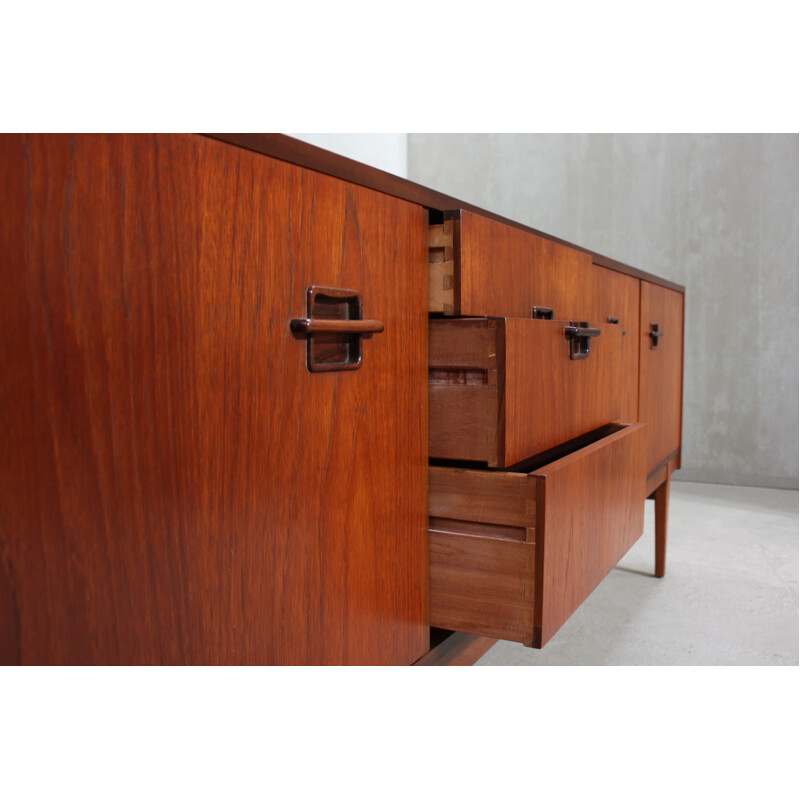 Enfilade vintage en Teck anglaise par Nathan - 1960