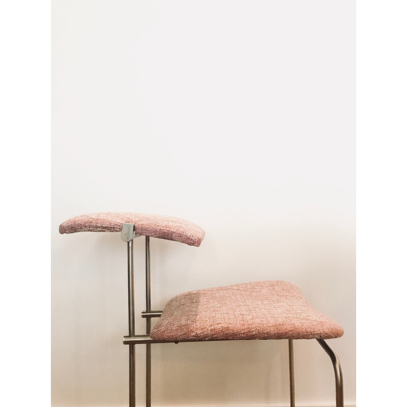 Chaise en tissu rose et métal, Peter Ghyczy - 2000