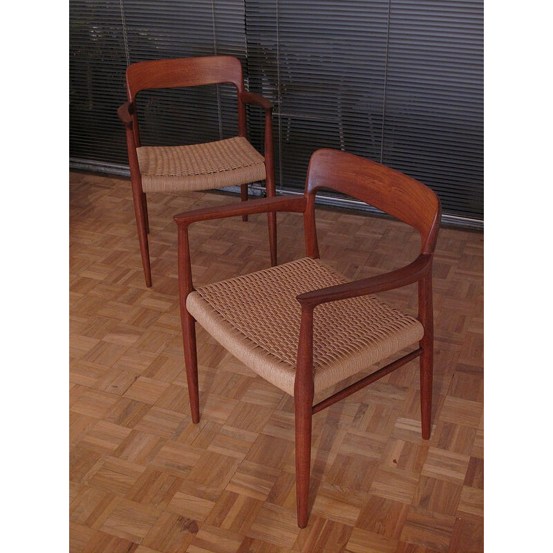 Suite de 2 fauteuils "Modèle 56" par Niels Otto Moller pour J. L. Mollers Mobelfabrik - 1954
