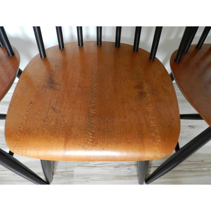 Set of 4 bicolore Scandinavian chairs - 1960s