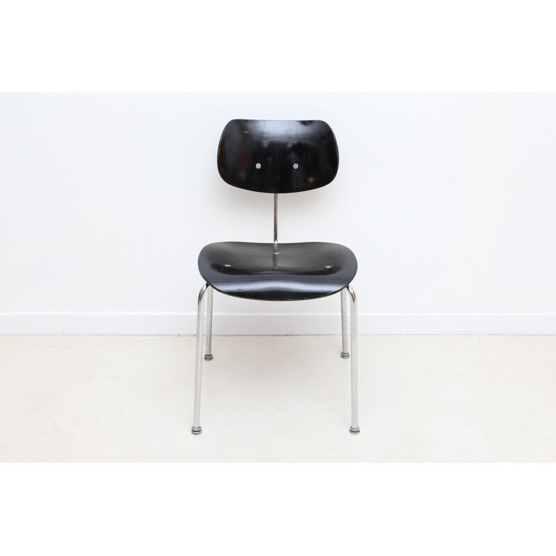 Black "SE68" chair, Egon EIERMANN - 1950s