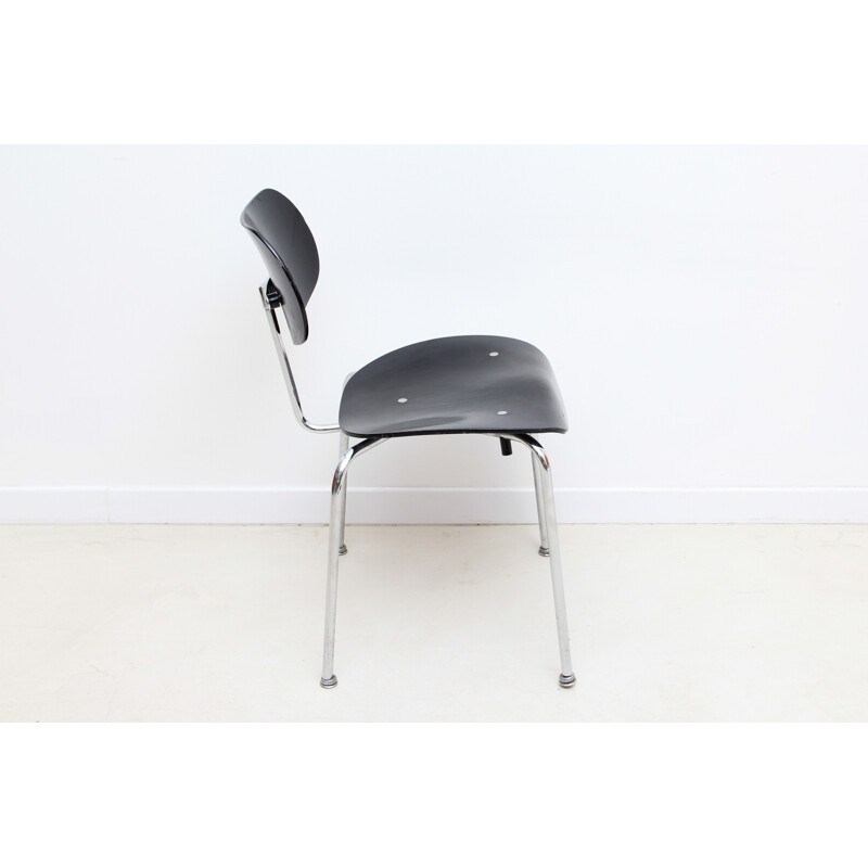 Black "SE68" chair, Egon EIERMANN - 1950s