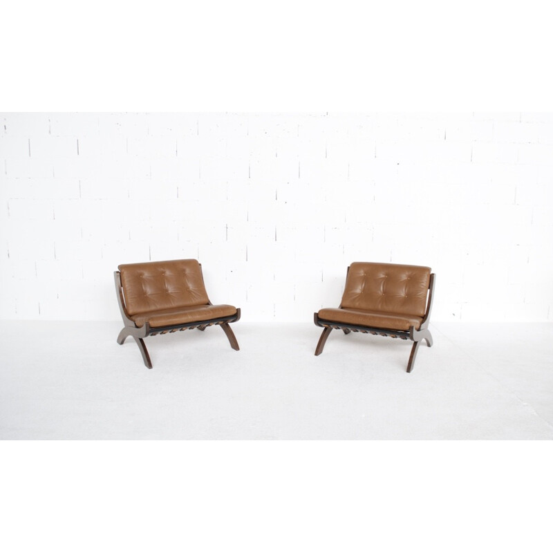 Suite de 2 fauteuils CP1 noyer et cuir par Marco Comolli - 1960