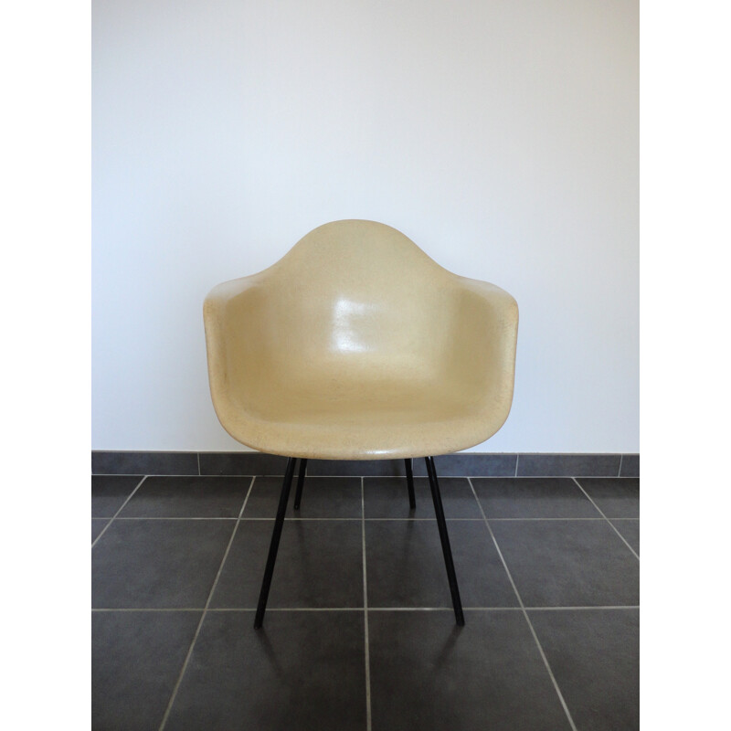 Fauteuil "DAX" parchemin, Charles & Ray EAMES - années 50
