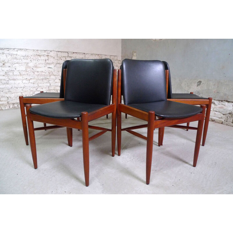 Set of 6 mid-century teak chairs - 1960s