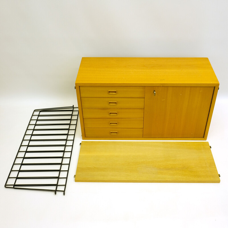 Mid-century modular shelves by Nisse & Kajsa Strinning - 1950s