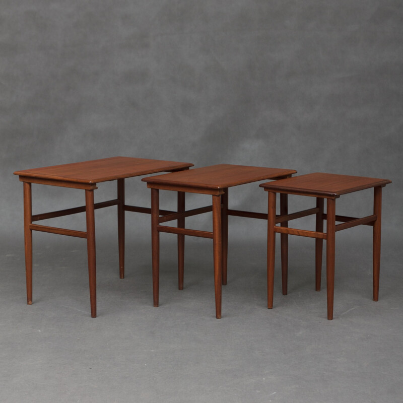 Set of 3 mid-century teak nesting tables - 1960s