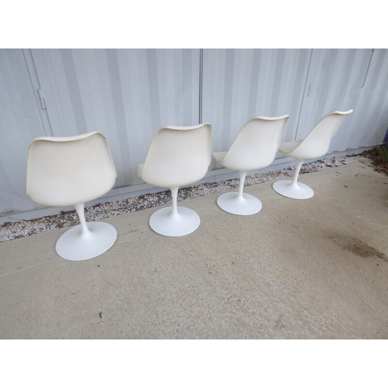 Vintage set of 4 Saarinen tulip chairs by Knoll International - 1960s