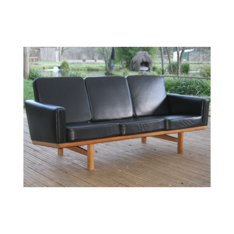 Vintage "Getama" GE-2363 3 seater sofa by H.J.Wegner - 1950s