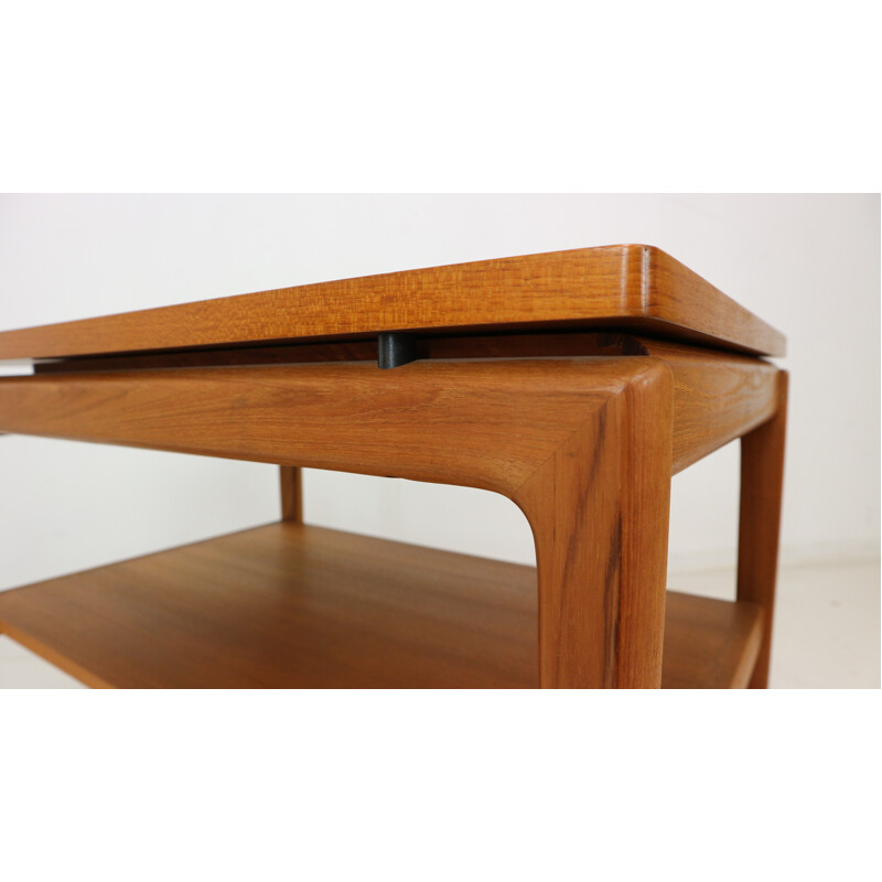 Table d'Appoint vintage de Peter Hvidt en teck par France & Son par Peter Hvidt - 1950