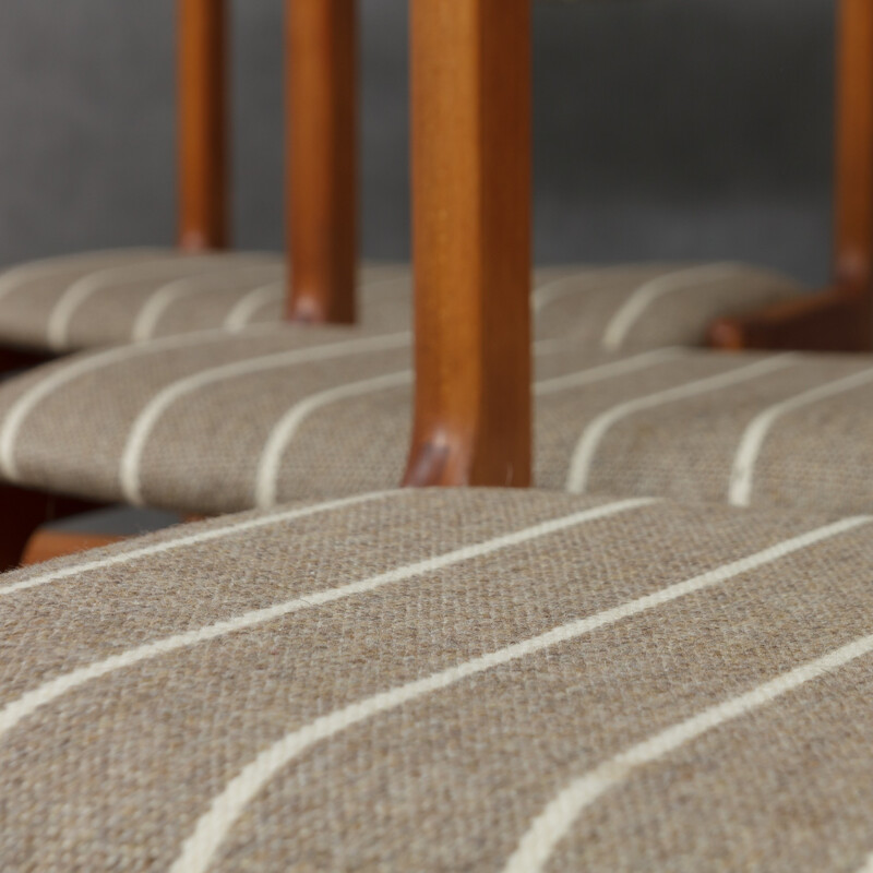 Set of 6 striped chairs in teak and wool - 1960s