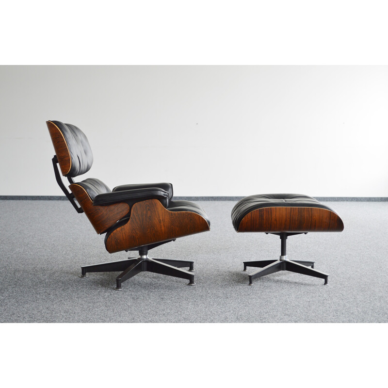 Lounge Chair & Ottoman by Eames for Herman Miller - 1978