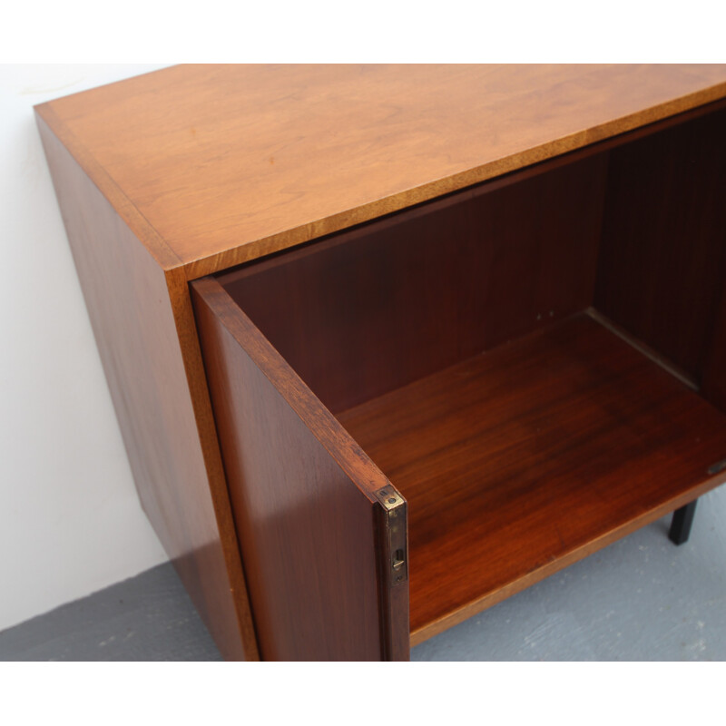 Vintage Sideboard aus Nussbaumholz - 1960