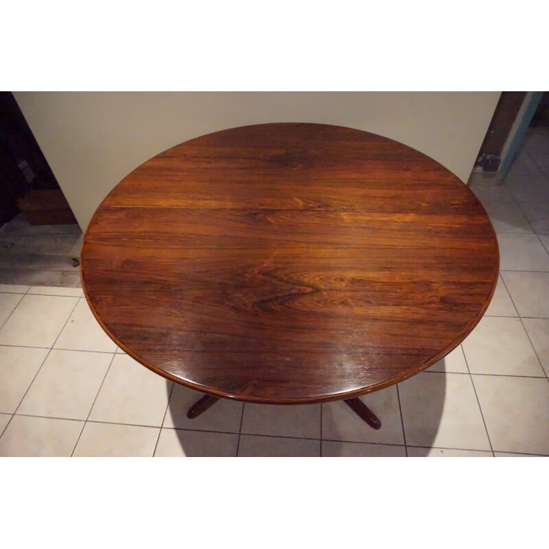 Mid-century Danish Rosewood Dining Table - 1960s