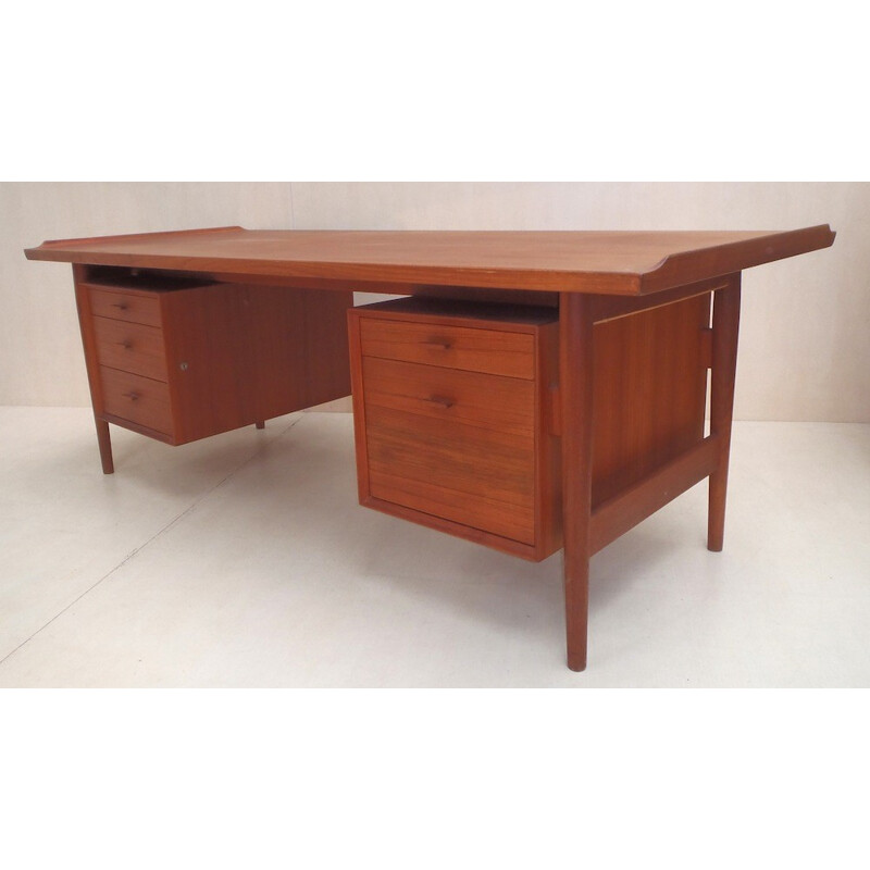 Vintage teak pedestal desk by Arne Vodder for Sibast, 1960