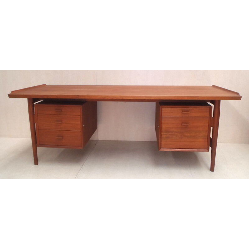 Vintage teak pedestal desk by Arne Vodder for Sibast, 1960