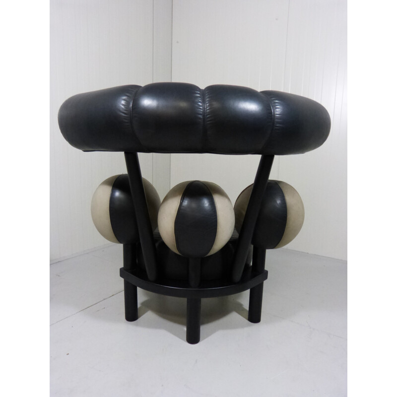 Globe chair in leather and wood, Peter OPSVIK - 1980s