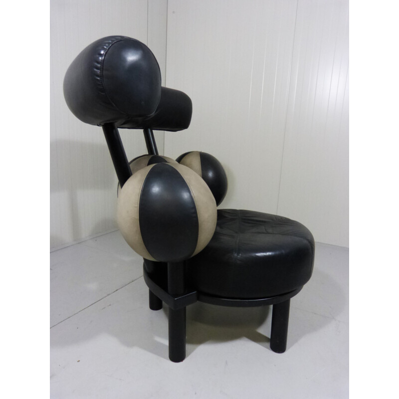 Globe chair in leather and wood, Peter OPSVIK - 1980s
