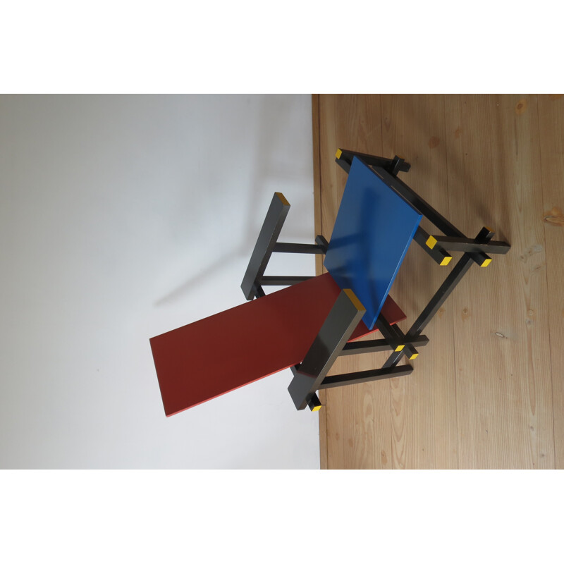 Vintage Red and Blue chair by Gerrit Rietveld for Cassina - 1970s