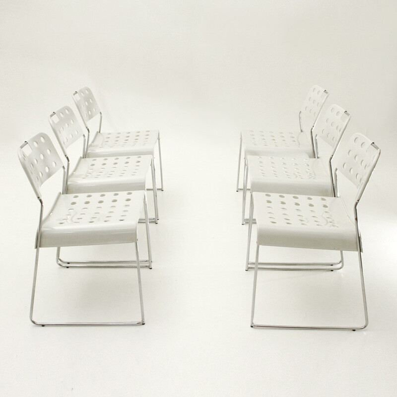 6 Mid-century White Omstak chairs by Rodney Kinsman for Bieffeplast - 1970s