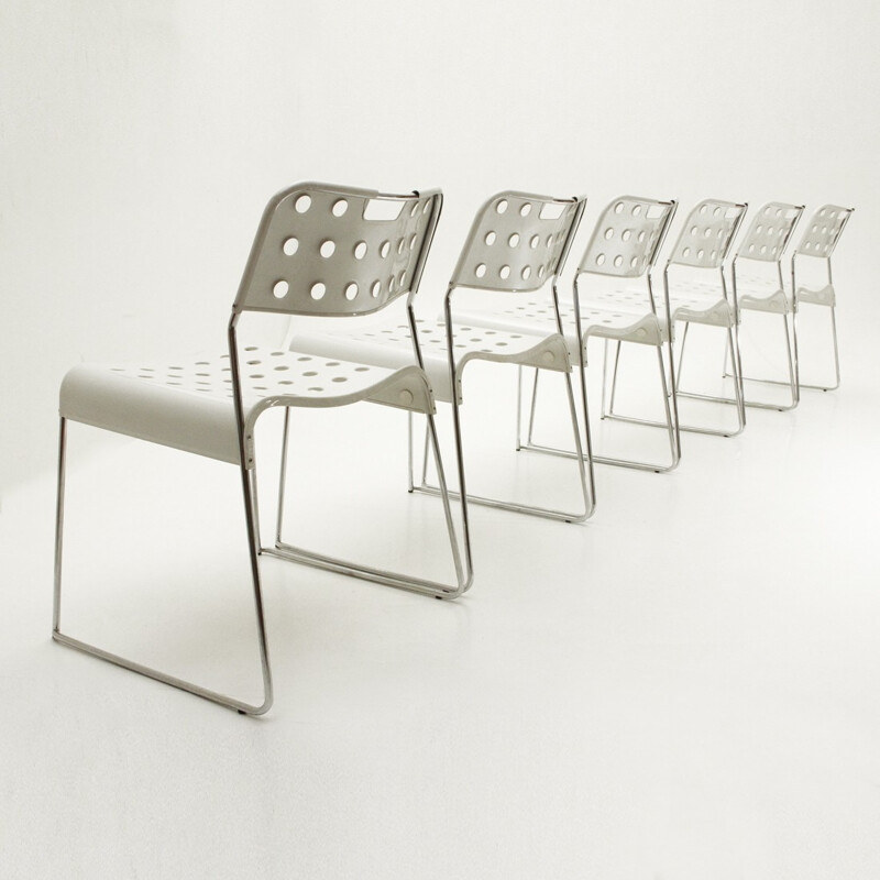 6 chaises Omstak blanches vintage par Rodney Kinsman pour Bieffeplast - 1970