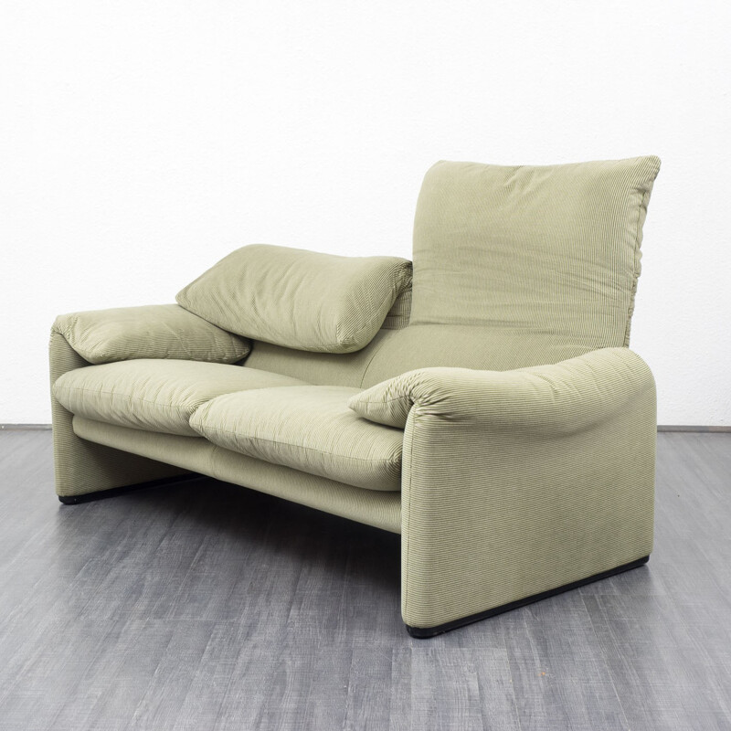 Light green sofa model "Maralunga" from Cassina, Vico MAGISTRETTI - 1970s