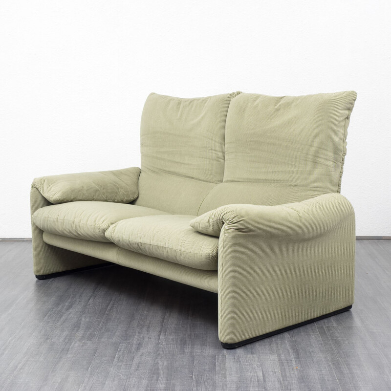 Light green sofa model "Maralunga" from Cassina, Vico MAGISTRETTI - 1970s