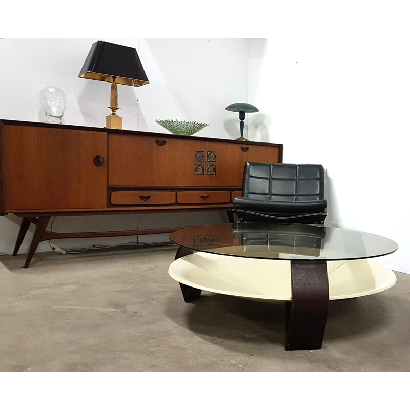 Table basse vintage d'ère spatiale en contreplaqué et verre fumé - 1970