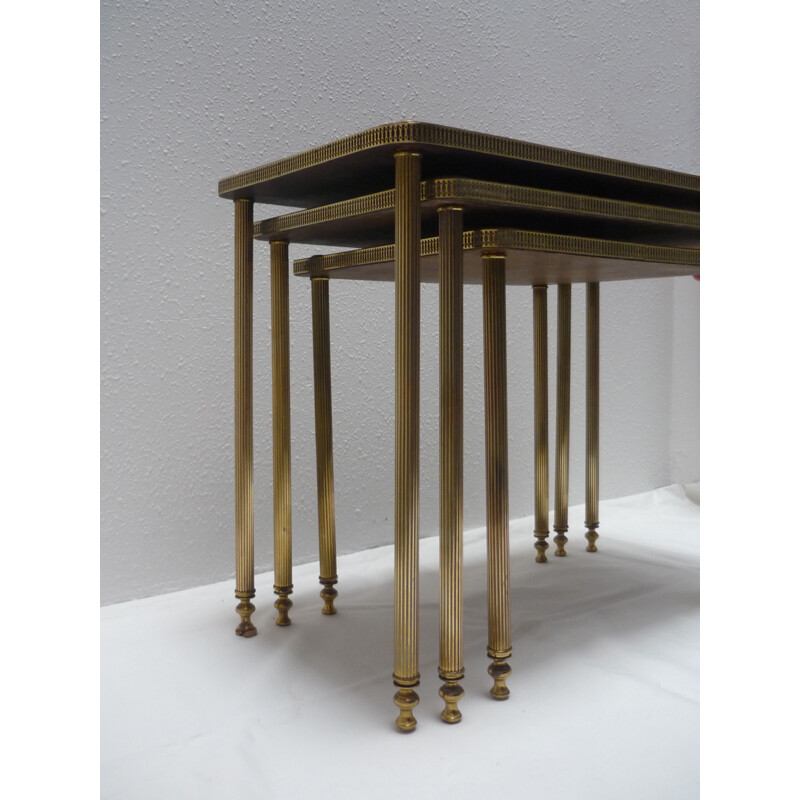 Nesting tables in solid wood and brass with fluted legs - 1950s