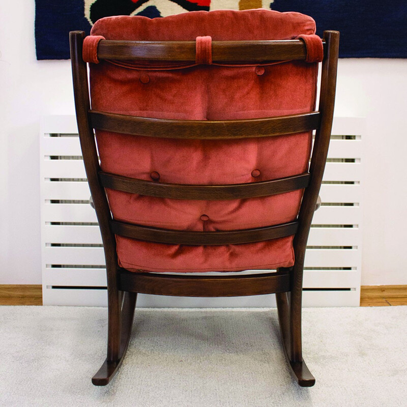 Vintage PK1016-19 rocking chair from Parker Knoll - 1960s