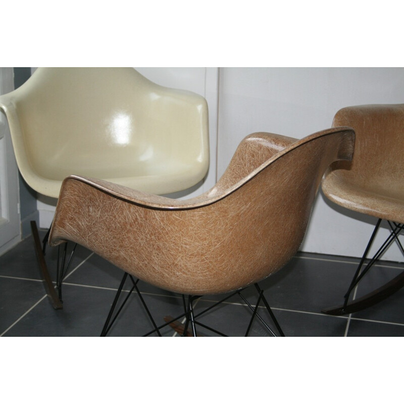 Brown RAR rocking chair Ed. Zenith plastics, Charles EAMES - 1950s
