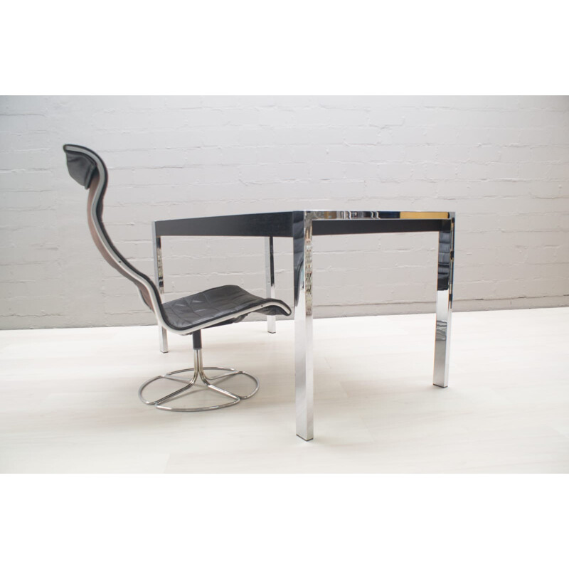 Vintage desk with Chromed metal Feet - 1970s