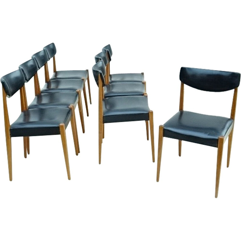 Set of 8 mid-century French beechwood chairs - 1960s