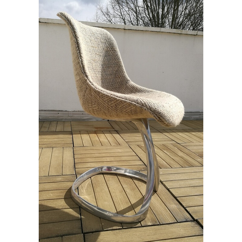 Chaise en forme de coque par Michel Charron - 1970