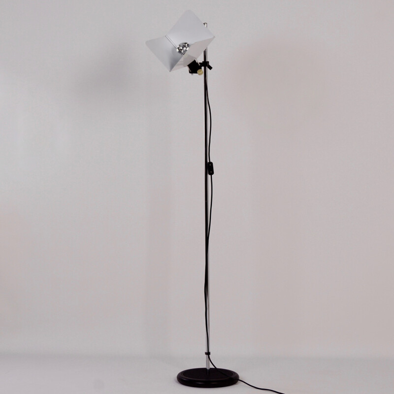 White "Triedo" floor Lamp by Joe Colombo for Stilnovo - 1970s