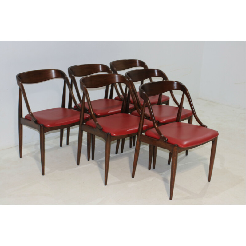 Set of 6 vintage red dining Chairs in beech by Johannes Andersen for Moreddi and Uldum - 1960s