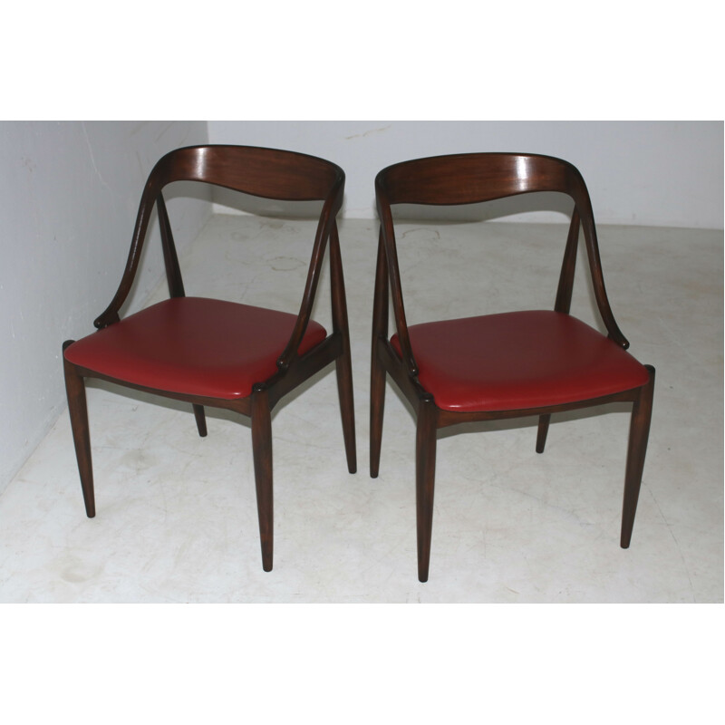 Set of 6 vintage red dining Chairs in beech by Johannes Andersen for Moreddi and Uldum - 1960s