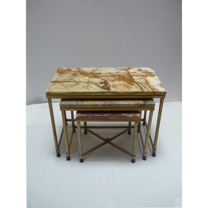 Set of 3 vintage nesting tables in gilded metal and marble - 1960s